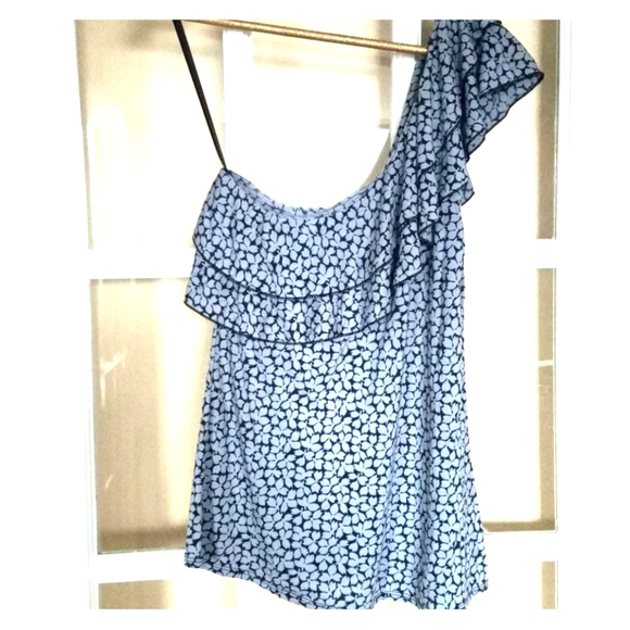 Floral Top - Picture 1 of 3